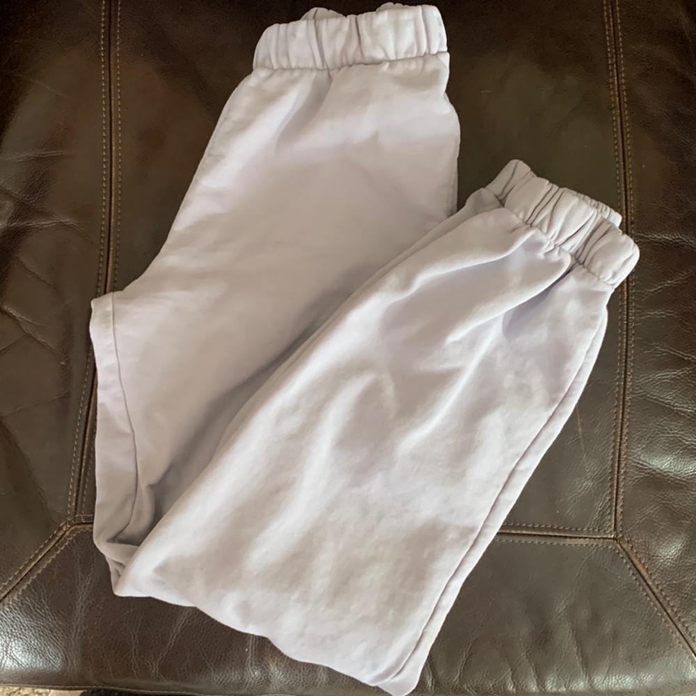 EUC Brandy Melville Rosa Sweatpants Lilac O/S